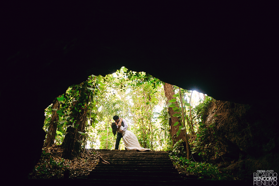 temozon wedding boda novia novio ricardo bencomo vestido fotografia fotografo trash the dress uayamon cenote cueva